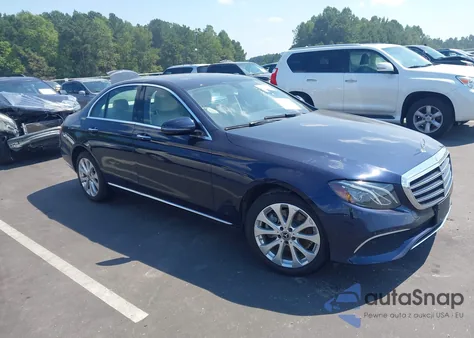 2018 Mercedes-Benz E 300 4Matic z USA, uszkodzony, nr VIN WDDZF4KB9JA362051